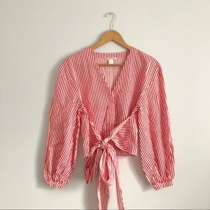 (NWOT) H&M Tie-up Top